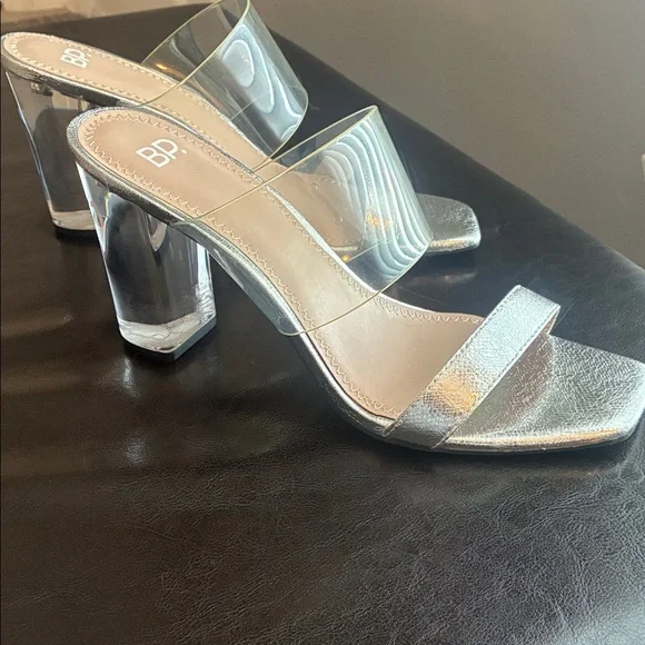 New BP Metallic Silver Heeled Sandals - Picture 2 of 8